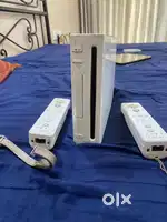 Nintendo Wii and 2 Iphone 6