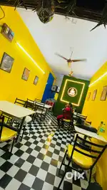 Foodcourt for sale
