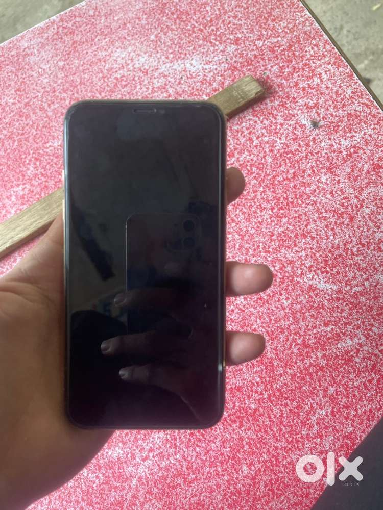 iPhone xs 15000