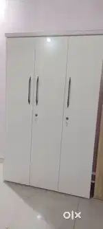 Wooden (plywood)almirah