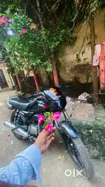 New gadi acchi hai Le Lo jaldi se jaldi mere bhai log