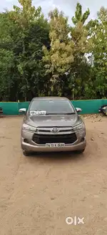 Toyota Innova Crysta 2.4 GX MT 8S, 2017, Diesel