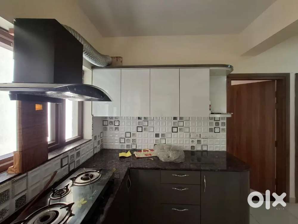 3 BHK Furnished Flat for Rent in Azea Botanica Vrindavan Yojna @30000