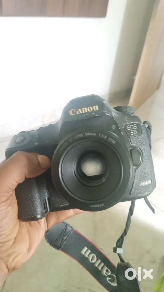 Canon 5d mark 3 with 50 mm lens