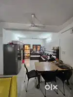 4 Bhk Semi Furnished Triplex For Sell In New Manjalpur Area