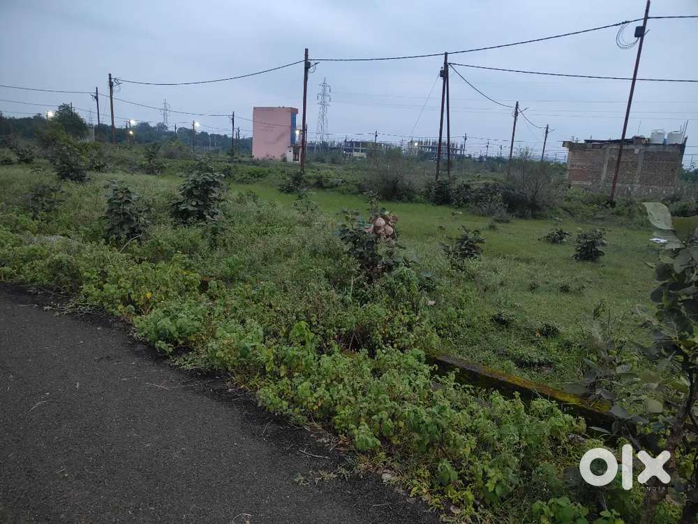 600sqft Plot in Aerocity City