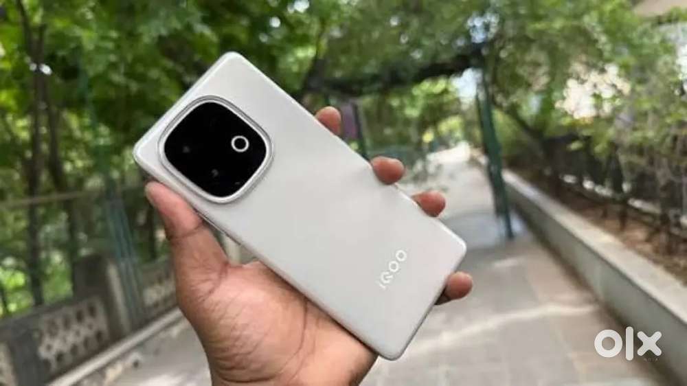 Iqoo neo 10 r 8+ 256 gb
