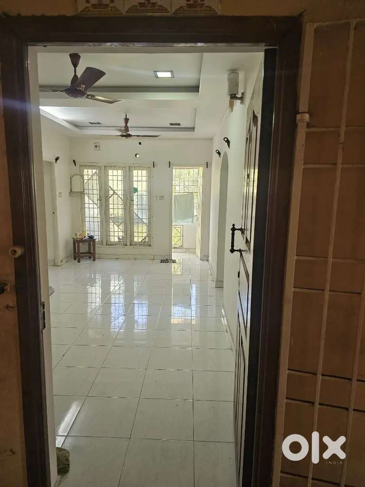 Flat for rent in Korattur