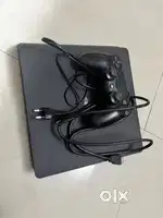 Ps 4 with 2 games