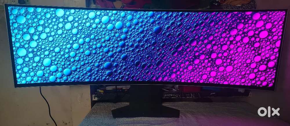 Samsung G9 monitor