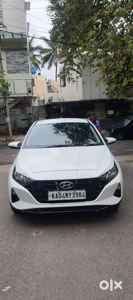 Hyundai i20 Sportz 1.2 IVT, 2020, Petrol