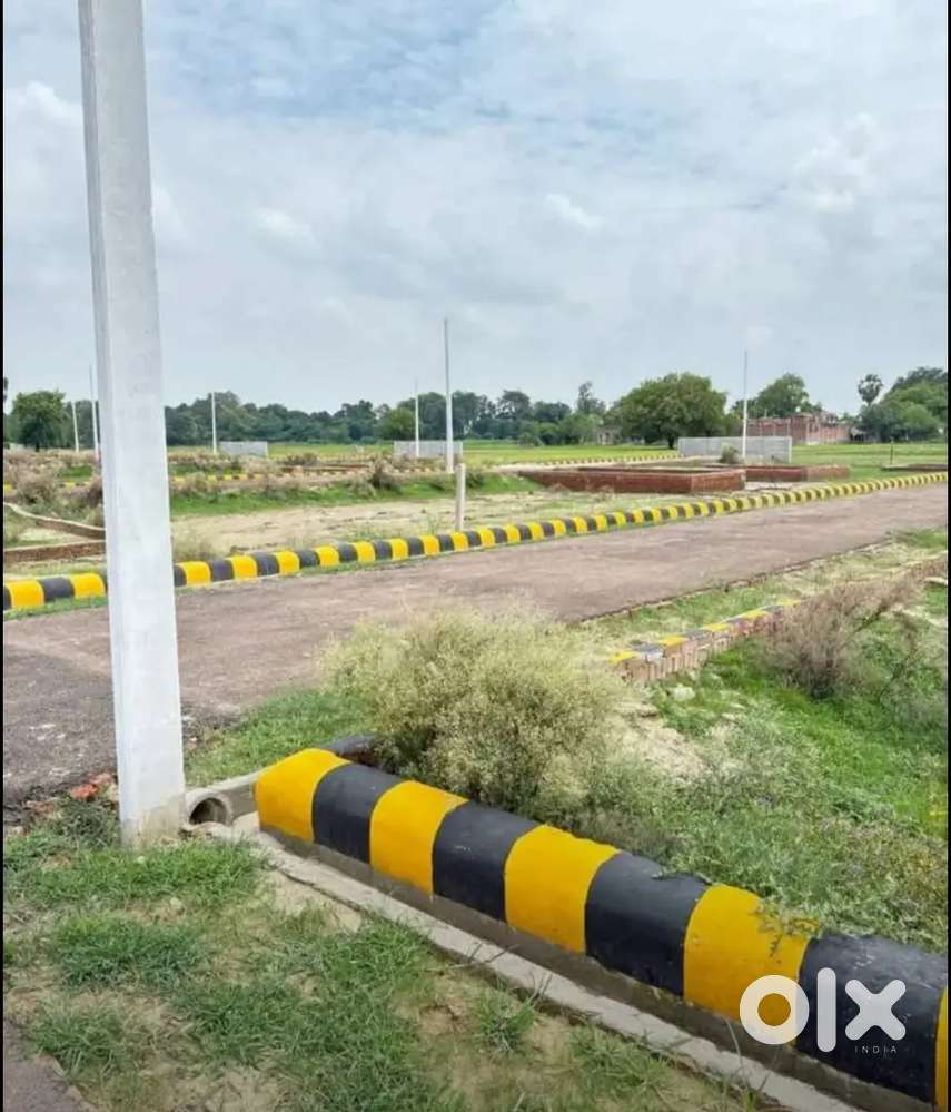Lucknow के सभी प्रमुख स्थान me से एक pr aap ka apna plot