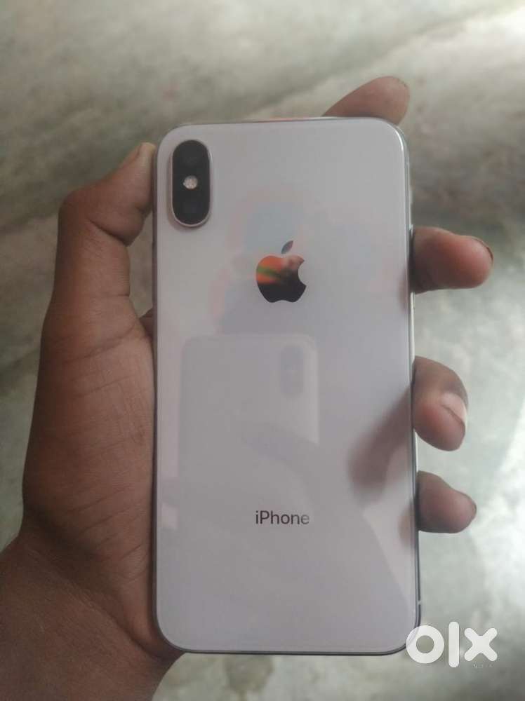 iPhone x 64 GB Silver Colour