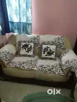 Sofa 5 seater sofa eith Glass table