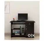 spacious 4feet computer table