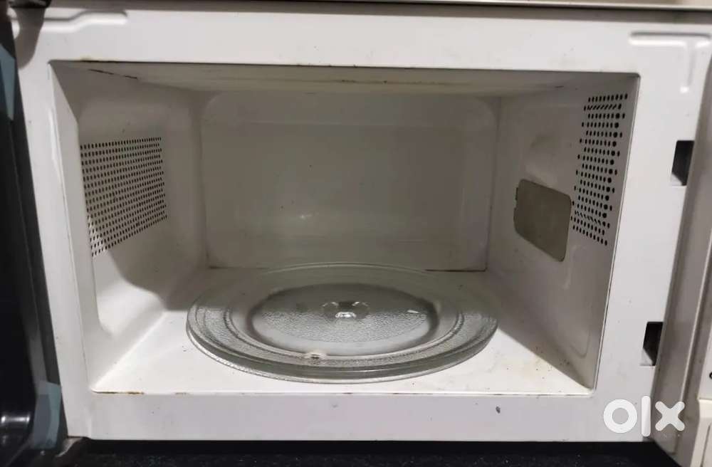 Microwave oven