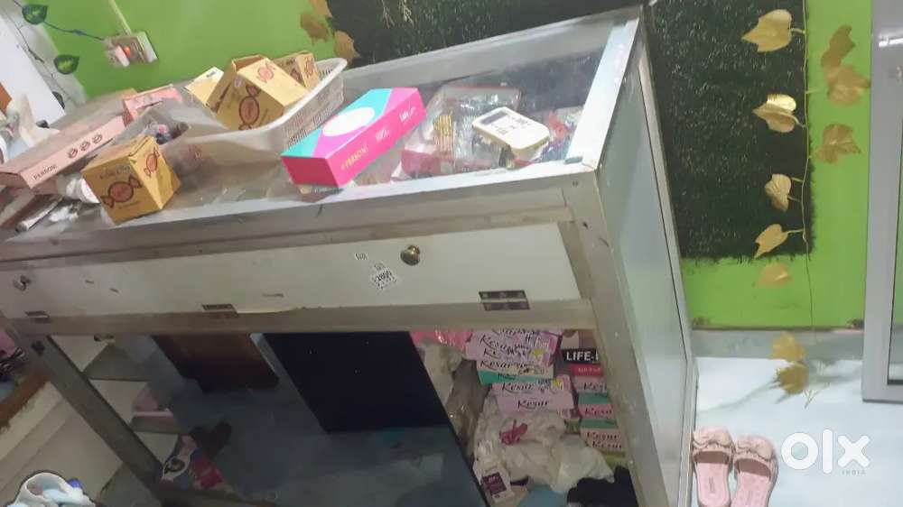 Glass Counter for your Shop