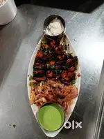 I want kitchen supervisor senior and waiters