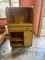 Computer table