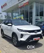 Toyota Fortuner Legender 4X4 AT 2.8, 2023, Diesel