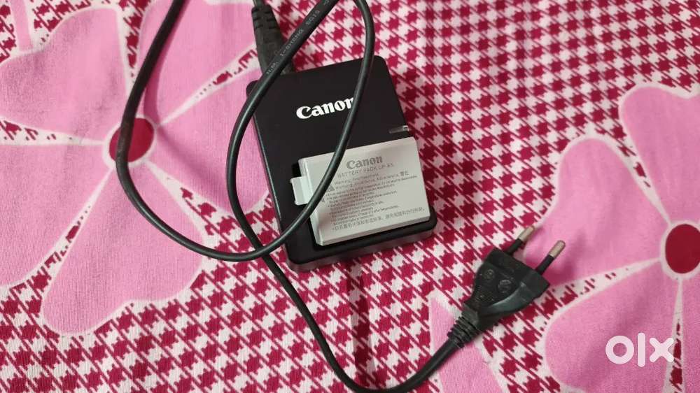 Canon 1000D photography camera