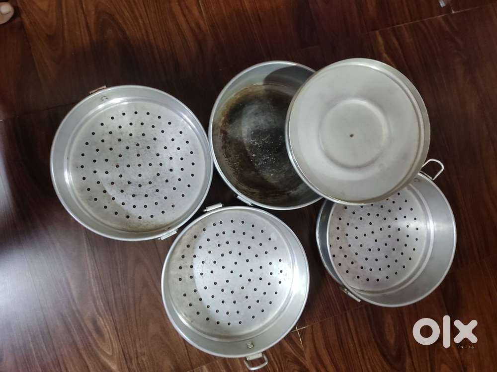 Restaurent kitchen utensils