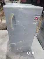 I'd89 LG 4 star rating single door 170 l fridge with inbuilt stabilize