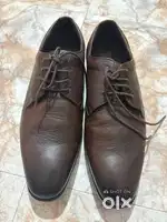 Formal shoes