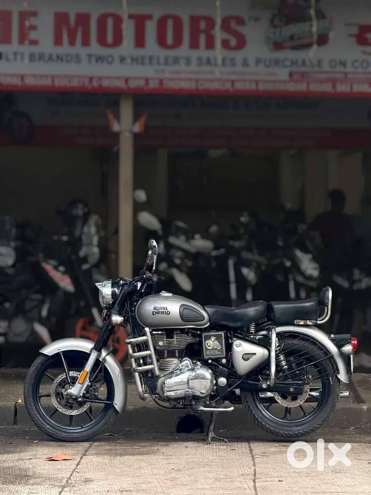 Gunmetal grey classic 350 ABS 2021 royal Enfield with alloy wheels