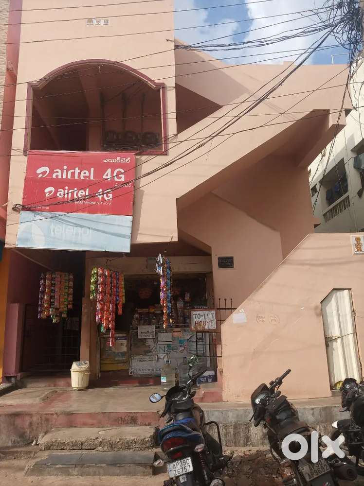 One Bhk house near to CMR CENTRAL, very near to Maddilapalem bus stop