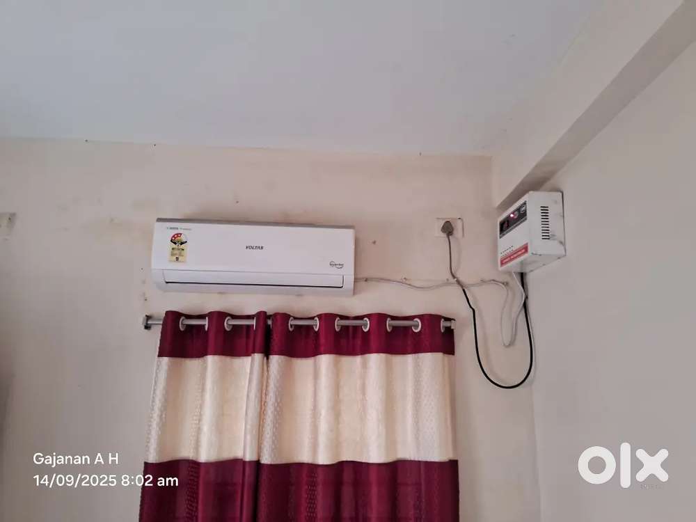 Voltas 1 ton Ac