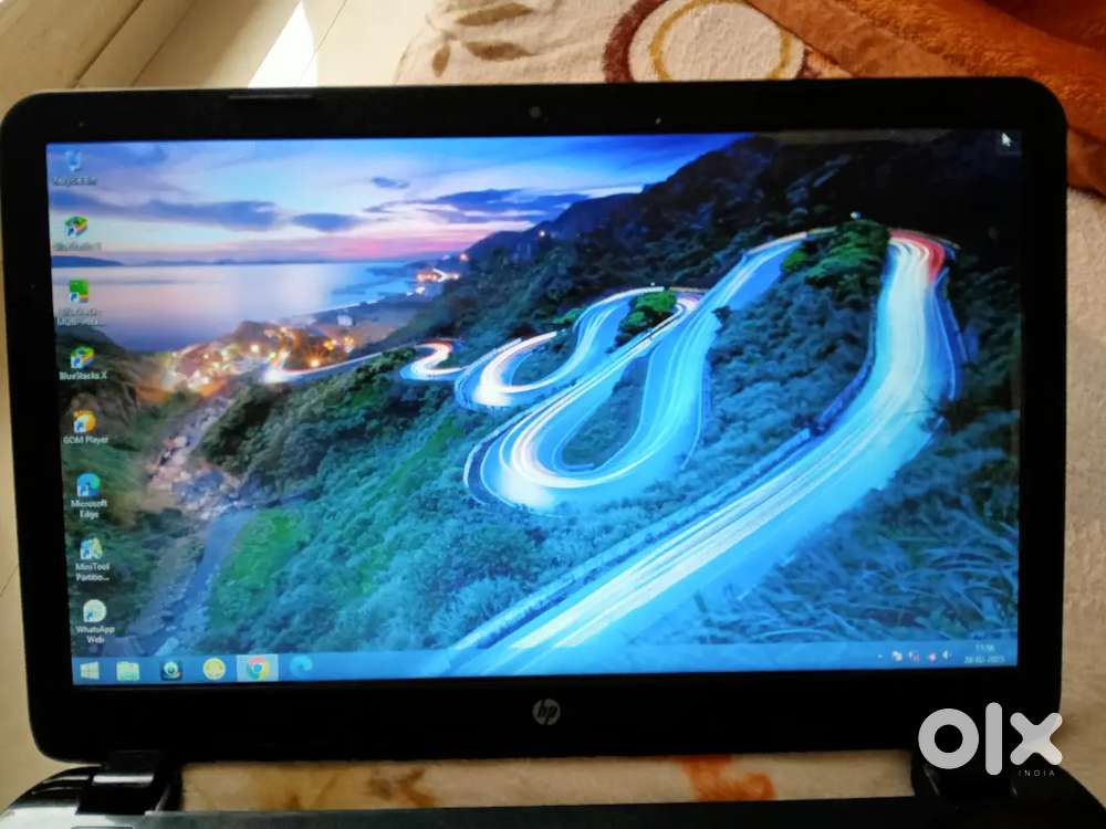 HP laptop  4GB/512 GB