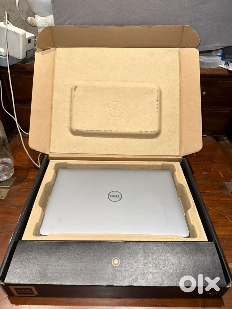 Dell latitiude 5450 ultra 7 Vpro 16/512gb warranty 2028 new open box