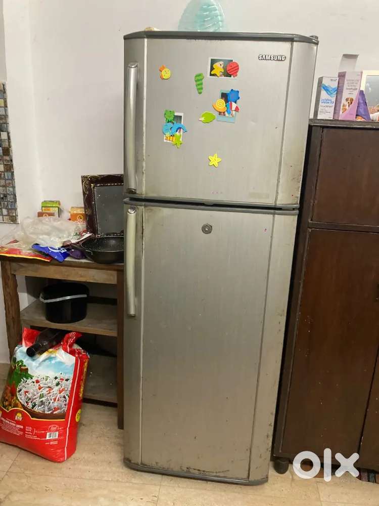 Double door samsung fridge