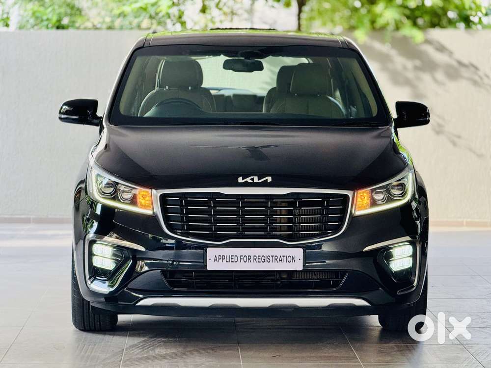 Kia Carnival Limousine Plus 7 STR, 2021, Diesel