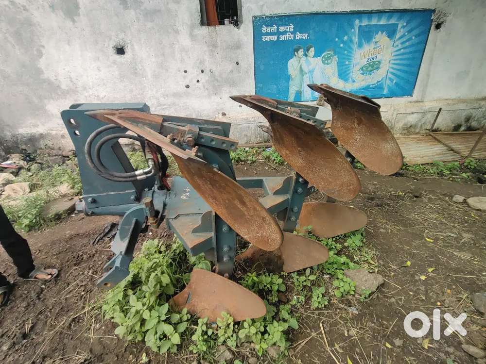प्रभु चे 3 फाळी हॅड्रॉलिक पलटी नागर विक्री आहे