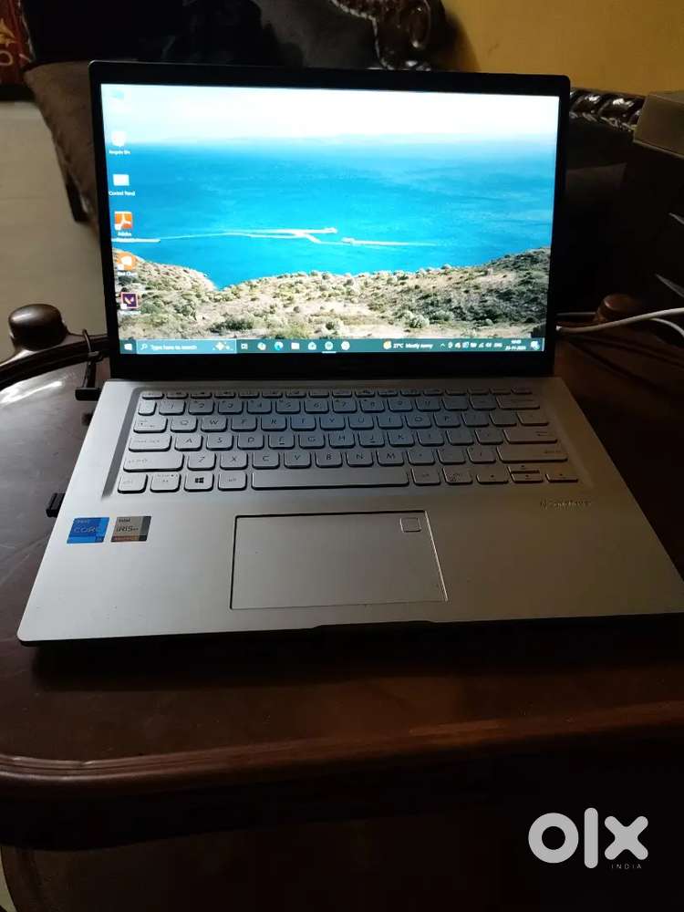 Asus X series 415EA laptop Intel i5 11th generation Intel Iris Graphic