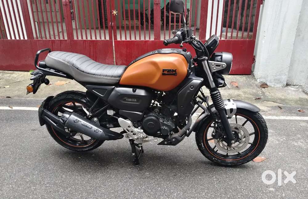 Yamaha FZ X ABS   (2023 model)