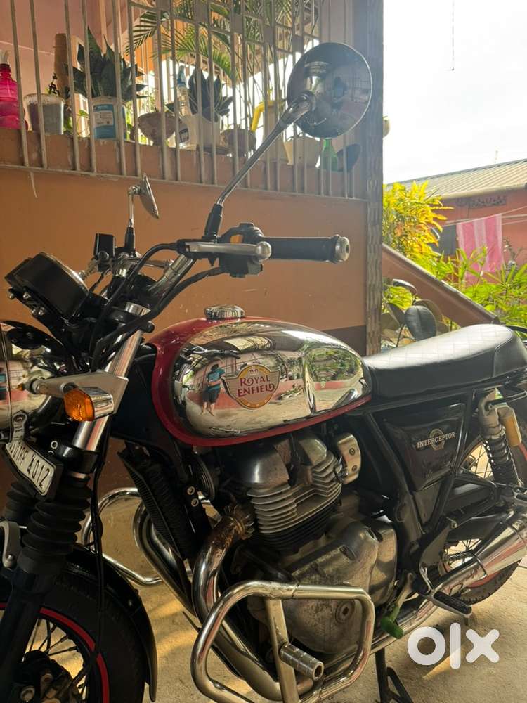 Interceptor 650 Next to showroom condition 9500 km ridden