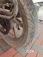 Pulsar 180 tyre