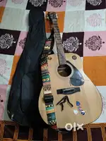 Acoustic guiter
