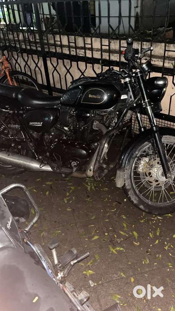 Benelli Imperiale 400. 2023 model.   Condition. It's for Urgent sale