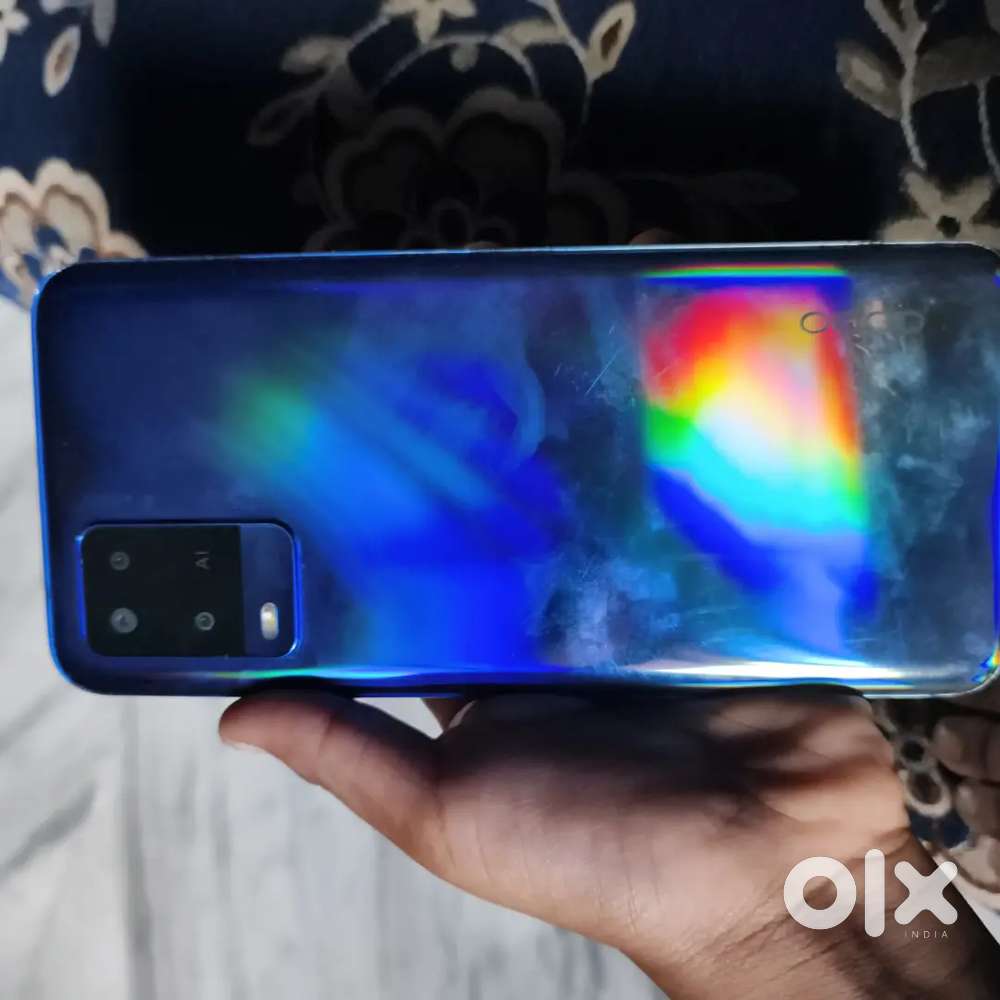 This phone is 1 year old