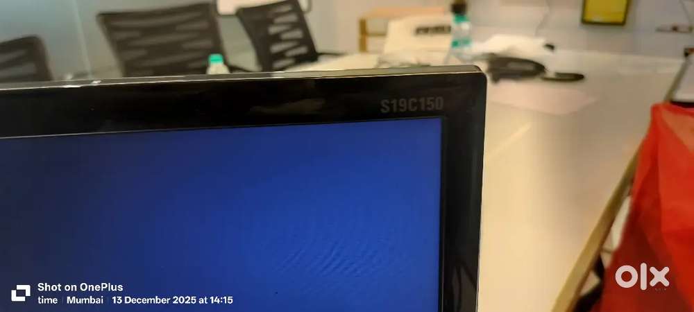 Dekstop screen. samsung model s19c150f