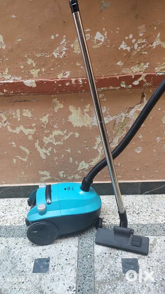 Prestige vacuum cleaner