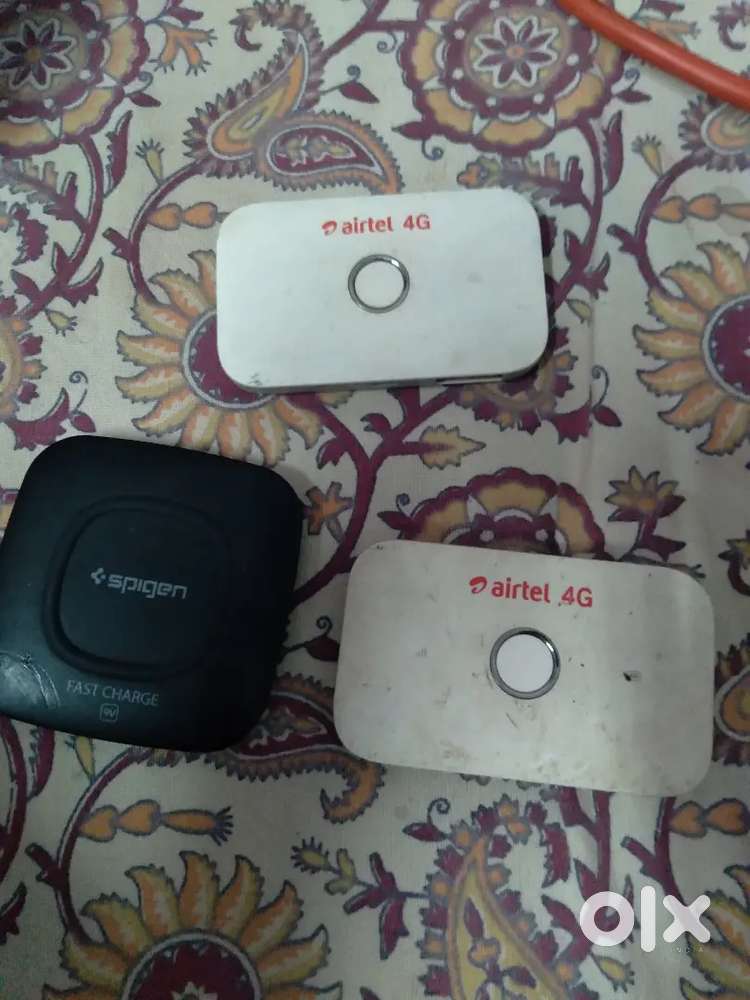 Wireless charger and airtel hotspot urgent sale