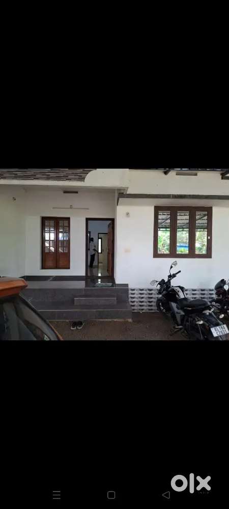 (Family/Bachelor) 2bhk house ground floor for rent near kalamassery