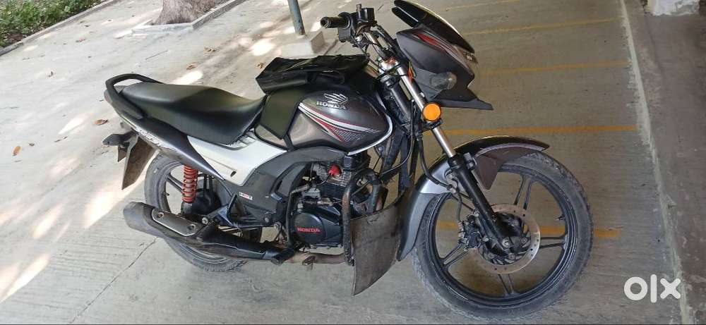 Honda shine sp 125 model 2016 October well maintained vehicle