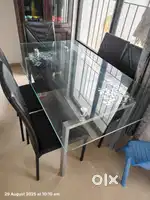 Dining table with chairs for 6 peoples