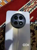 Realme 12×5 ram 8-128